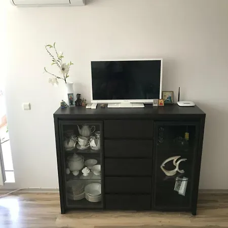 39 улица „братя господинови“ Black Sea Breeze Apartment